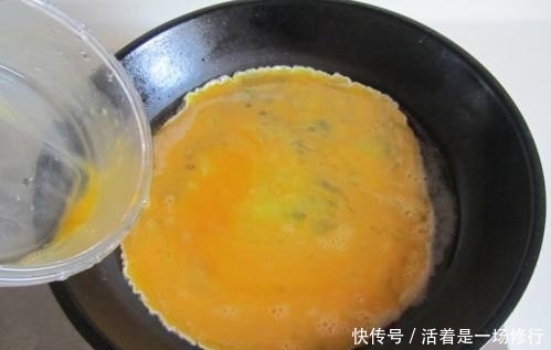 妈妈|妈妈说用它炒鸡蛋,不仅好吃,营养还翻倍,我吃了一盘还想吃!