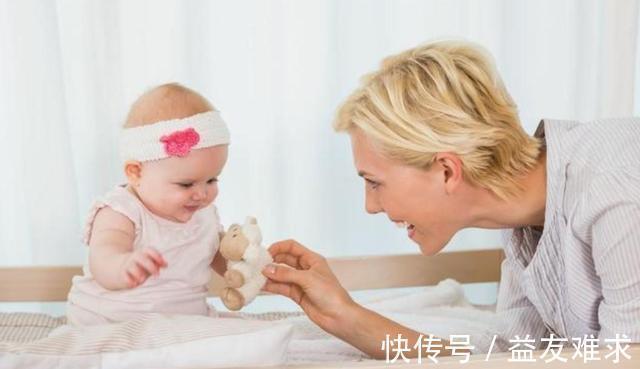 珊珊|宝宝2岁还没开口讲话,不是宝宝太懒,而是家长“太勤快”