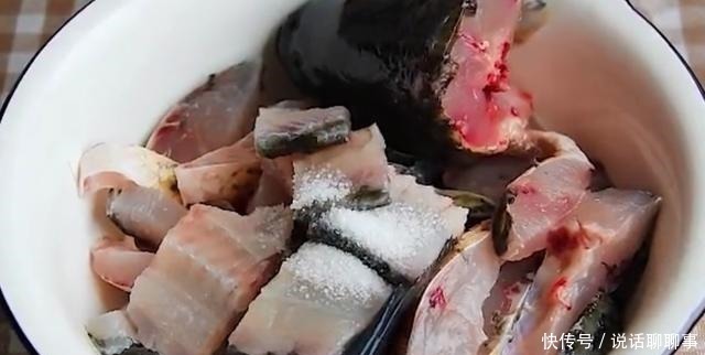 快过年了,教你鱼肉新吃法,不用一滴水,香嫩下饭,年夜饭更美味