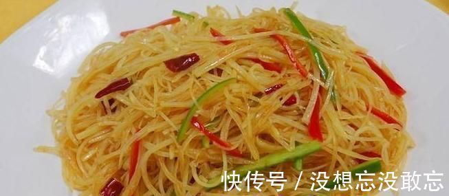 土豆常吃,但吃土豆有1大禁忌,不能乱吃,还有人傻傻不清楚