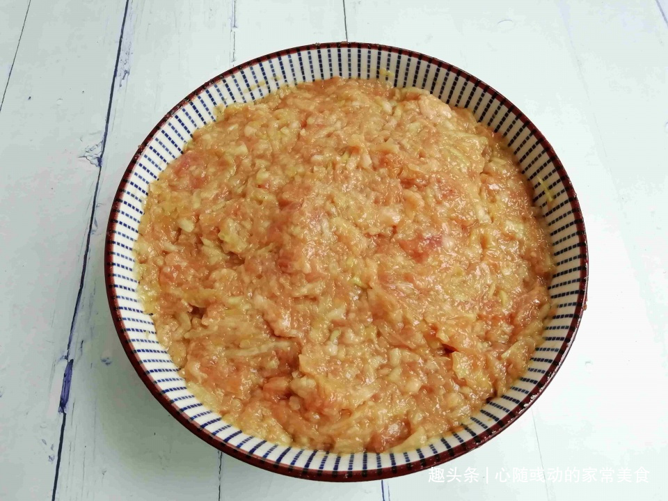 肉馅|入秋吃饺子,韭菜白菜靠边站,多吃此馅,富含维C,营养降秋燥