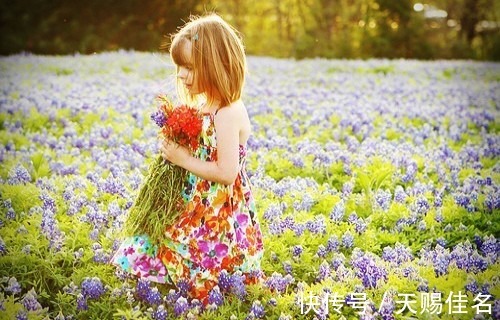 气质|8月出生的女孩起名改名:亭亭玉立、有气质的女孩名字