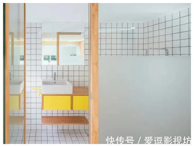 橱柜|层高3米的小宅,硬是装成了“两层”用,33㎡居住一家三口不拥挤!