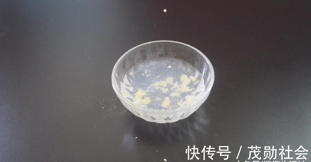 香皂和雪碧混合在一起, 解决了很多家庭困扰的烦恼, 看完赶紧试试
