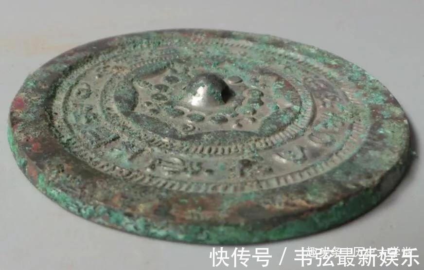 古人@古人梳妆打扮所用的“铜镜”,真的昏黄模糊看不清吗