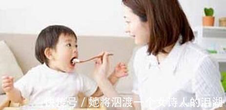 扁桃体|3岁孩子吃鱼“卡鱼刺”,妈妈这“取刺”办法,连儿科医生都称赞