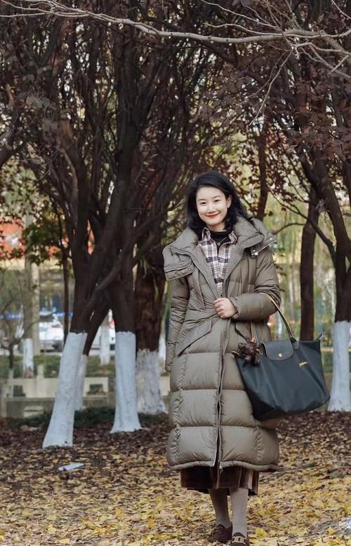 别怕穿羽绒服，这么穿衣服，你也可以时髦又保暖