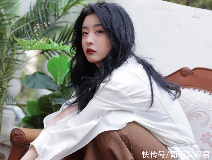 首档恋爱幻想真人秀来袭，赵小棠侯明昊加盟，看见金晨不淡定了