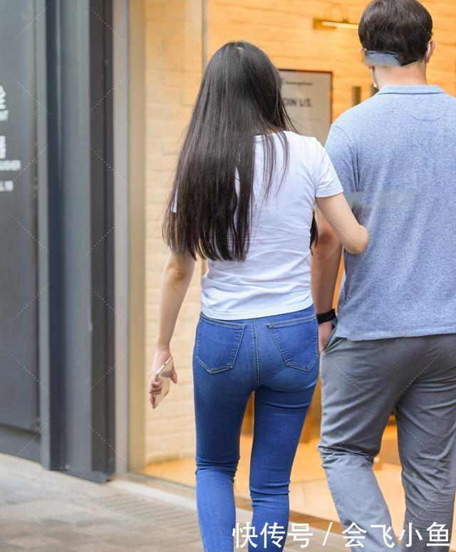 打扮|瑜伽裤打扮不浮夸,显得特别乖巧甜美,带来美丽气质