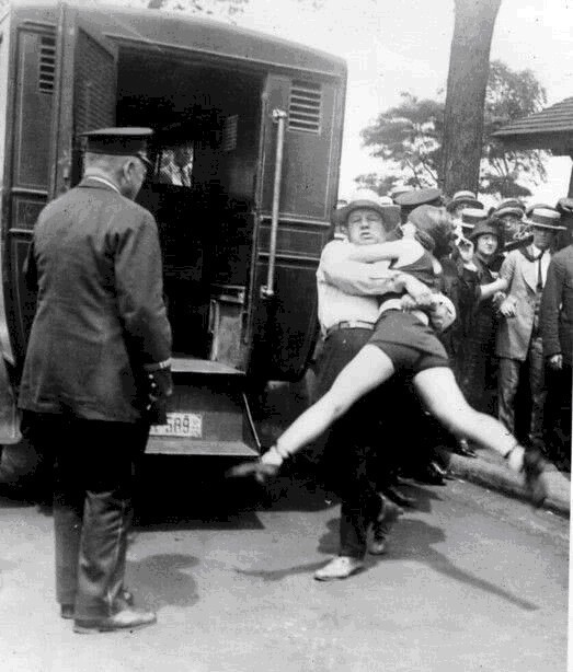 黑白|一组罕见的黑白历史旧照,让我们看到过去