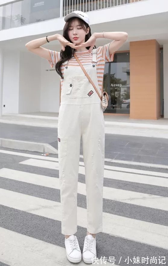 可爱面|吊带裤的穿搭经验,让你成为一道风景线