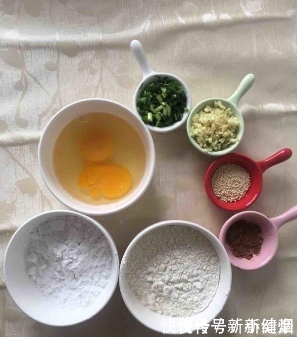 它是小人参，一元一斤，常吃润肺排毒助消化，夏月吃它正当季！