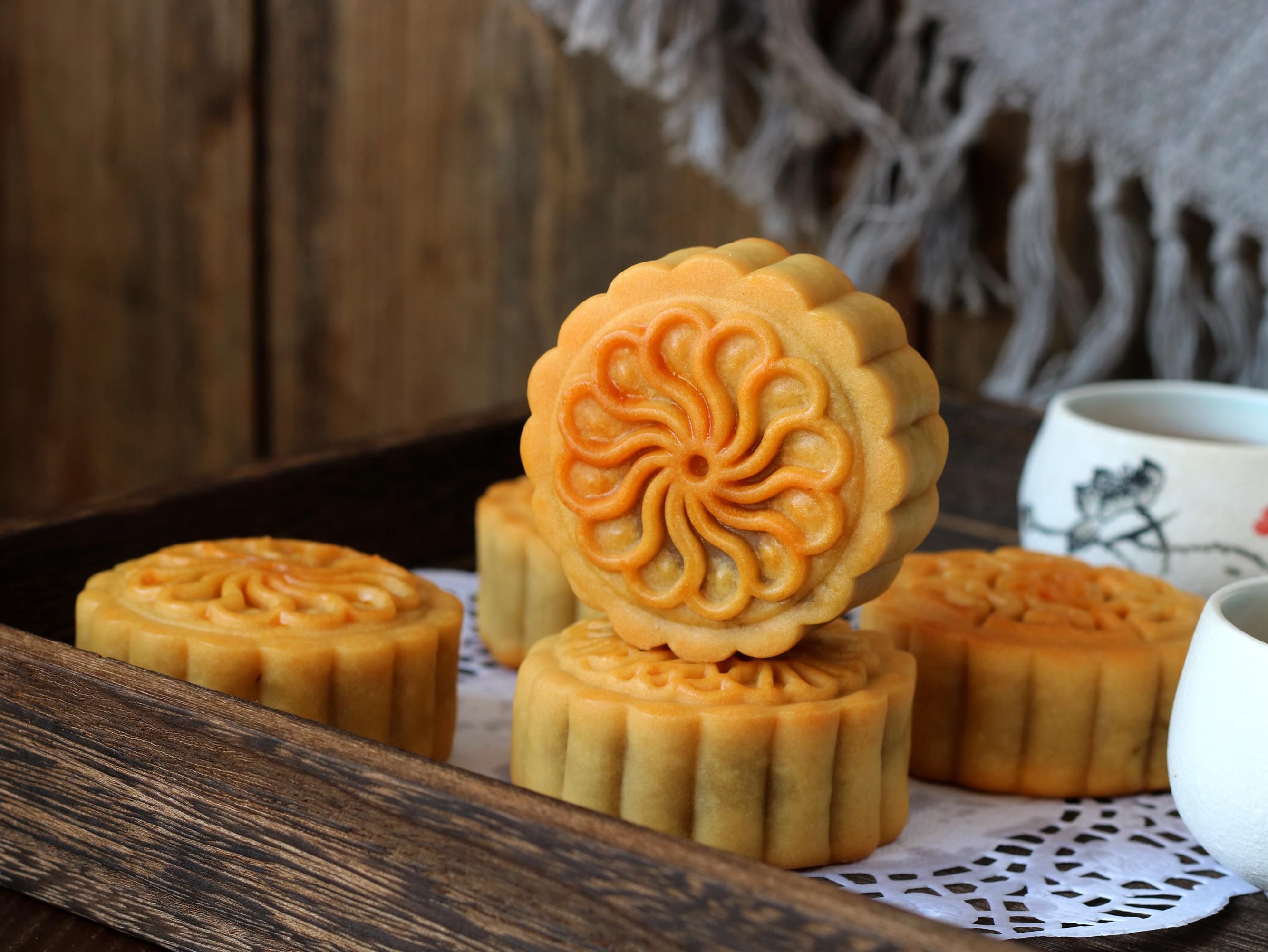 烤箱|月饼厂老师傅教做月饼,不收腰不泄脚,配方和要点全在这儿