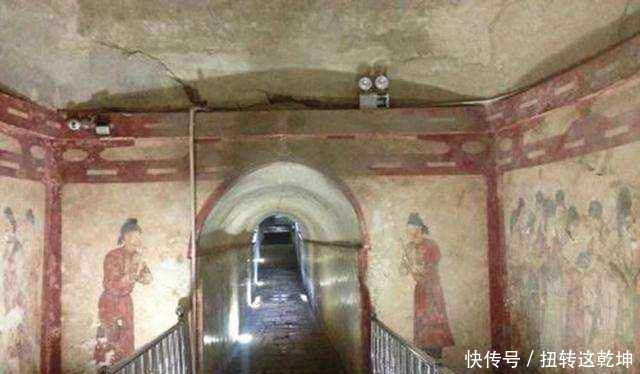 墓门|明朝公主墓被发现后,专家挖了好几年才将墓门打开!