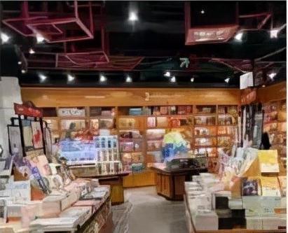 從主持一姐到卑微丹,朱丹的原生家庭對她影響有多大