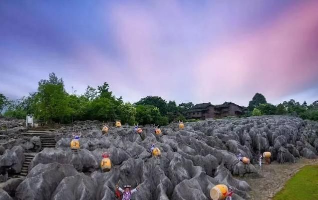 天坑|四川有一宝藏景区，藏了200多个溶洞，在地学上被称“天窗”