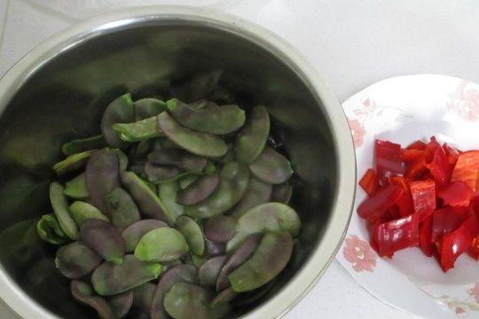 蔬菜中的补钙冠军,钙是鸡肉6倍,比牛奶好吸收,秋天多给孩子吃