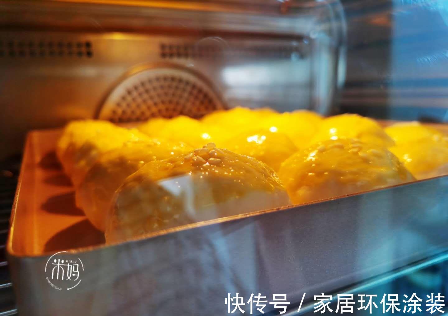保鲜膜|在家自制面包，10分钟揉出手套膜，松软拉丝，比电饭煲蛋糕还好吃