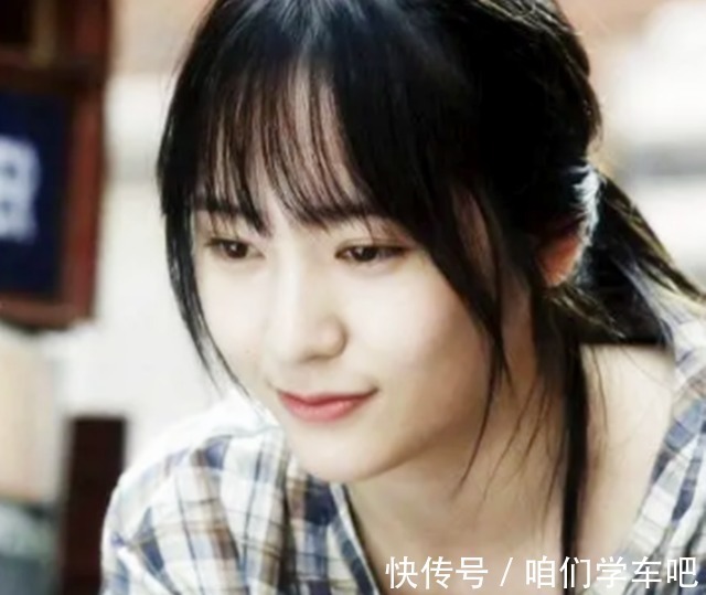 长头发|生完孩子后,宝妈别留这几种“发型”,第1种更是“发际线杀手”!