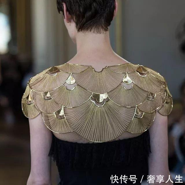 租赁 珠宝首饰这样穿戴时尚感爆棚,其实个性化需求更适合珠宝租赁