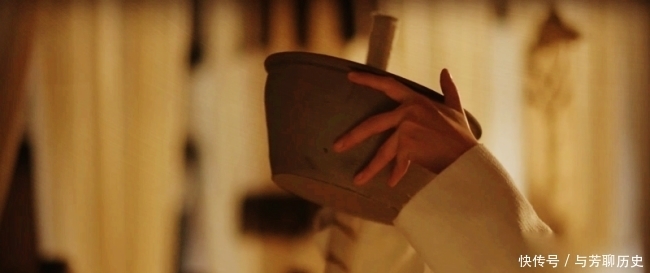 寓意|古时有“摔瓦盆”的习俗,为什么要这么做?寓意着什么呢?