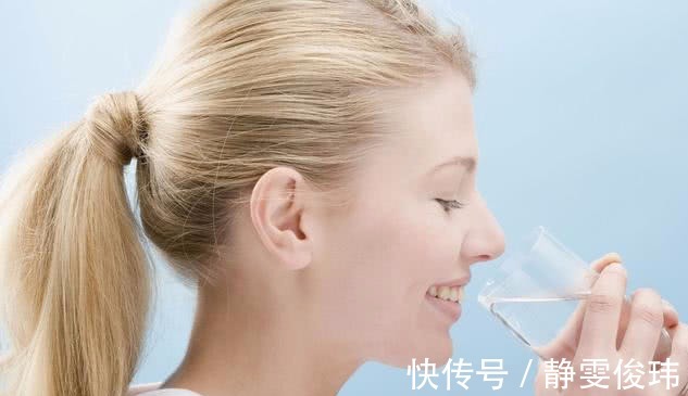 生活方式|后天“增加”寿命的养生方式,喝水才排第二,老大常被忽视