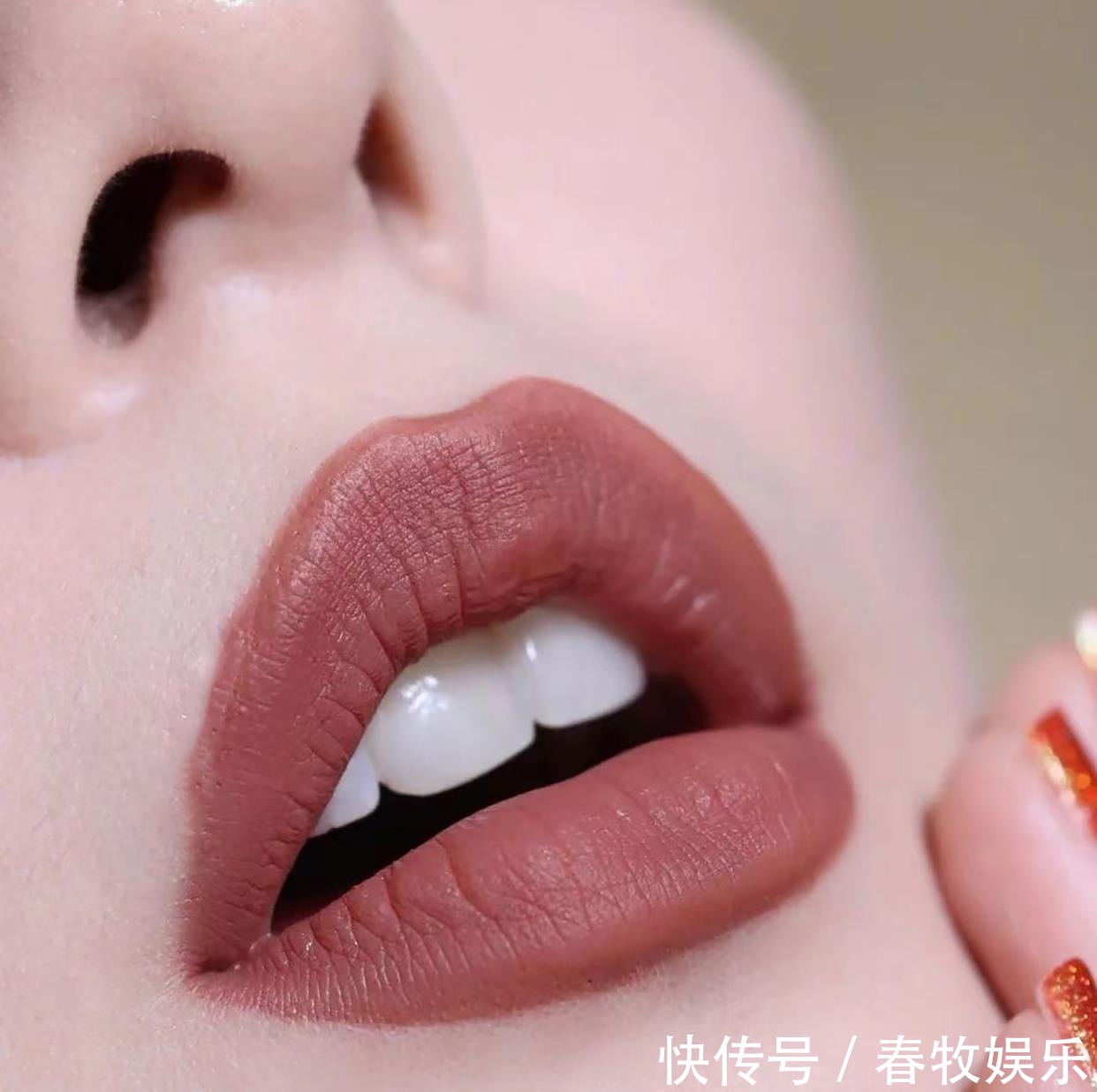 黄皮 让黄皮逃不出的口红,是森绘梨佳都爱的日杂色!