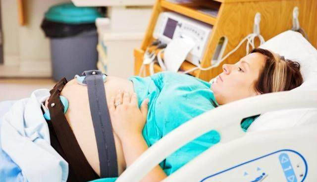 胎儿|怀孕后,孕妇有这2个感受,表示胎儿发育得很好,别担心