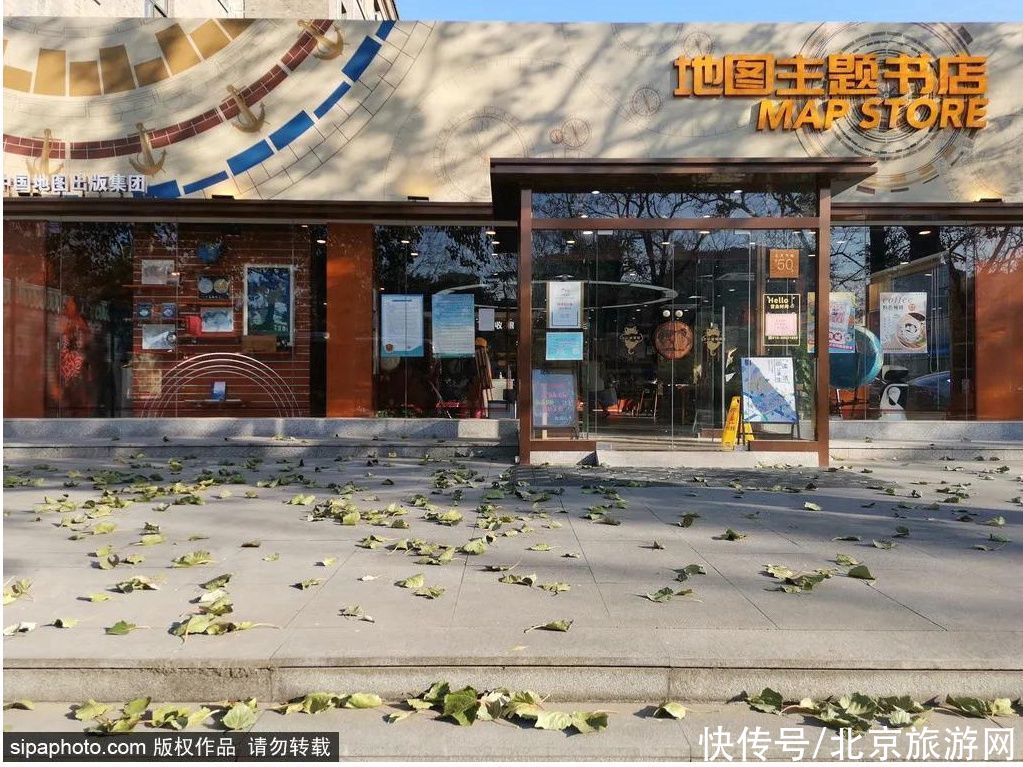 涵芬楼|一场雨，一杯茶，一本书，一盏灯