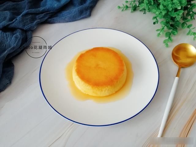 鸡蛋|牛奶别直接喝了,加2个鸡蛋,不用烤箱不用打蛋器,出锅抢着吃