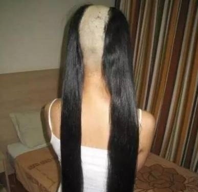 |搞笑图片幽默段子笑话：好能干的猫咪啊，还会修车么？哈哈哈