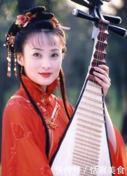 这4种“眼型”的女生,不化妆颜值也很高,看眼睛就被迷住了