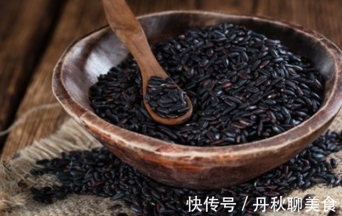 皮肤|黑米加一宝搭配煮,气血足了,睡眠好了,皮肤也跟着细腻了