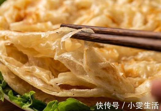 层次|烙饼为啥又干又硬厨娘教你3个窍门，烙饼又酥又软，层次分明