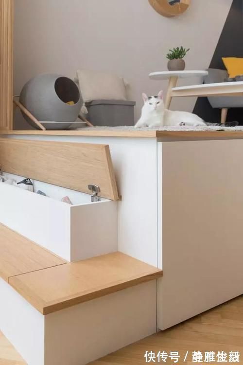 公寓|单身小姐姐买20平公寓,打个地台上面是客厅,下面抽张床出来睡觉!