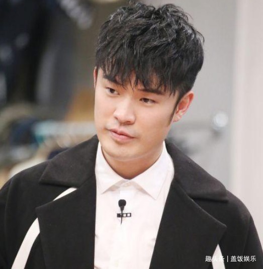 肥牛|陈赫火锅店又双叒出事!顾客吃出塑料拒赔钱,肥牛被指是碎肉合成