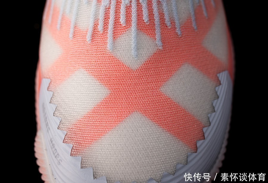 adidas 顶级缓震！颜值新巅峰！adidas憋了一年的大招悄悄登场