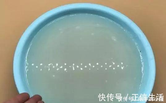 柔顺剂|只要开窗家里就积灰？聪明人在水里加点“它”，轻松就把地拖干净