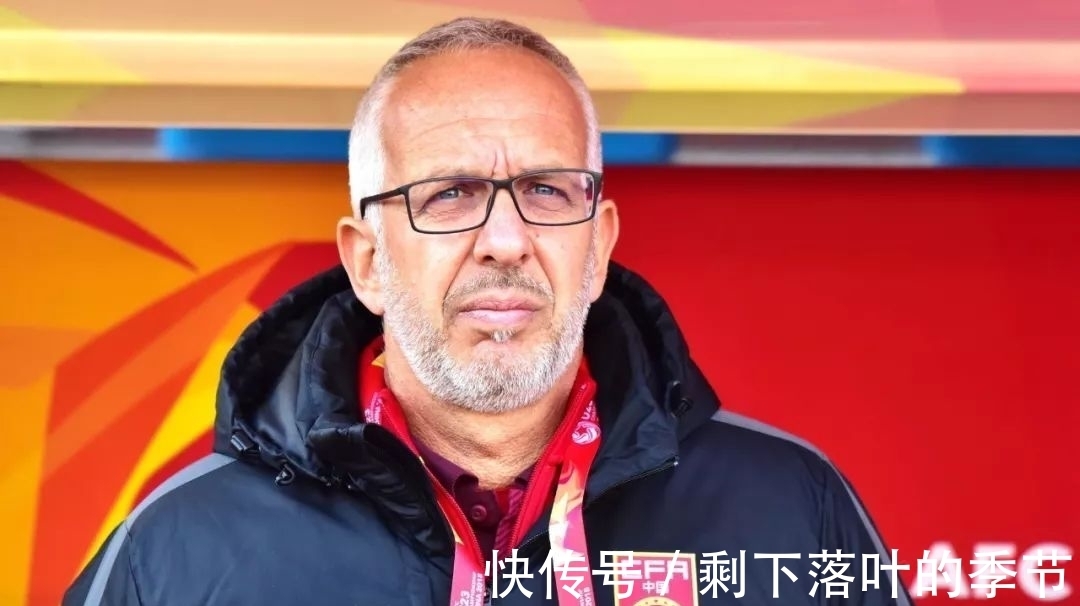 主教练|阿曼主帅伊万如何评价比赛,他最有印象的球员是洛国富吗?