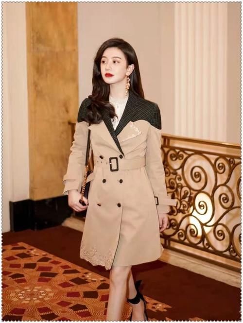 早春穿风衣，颜色和搭配这样选，远离路人感