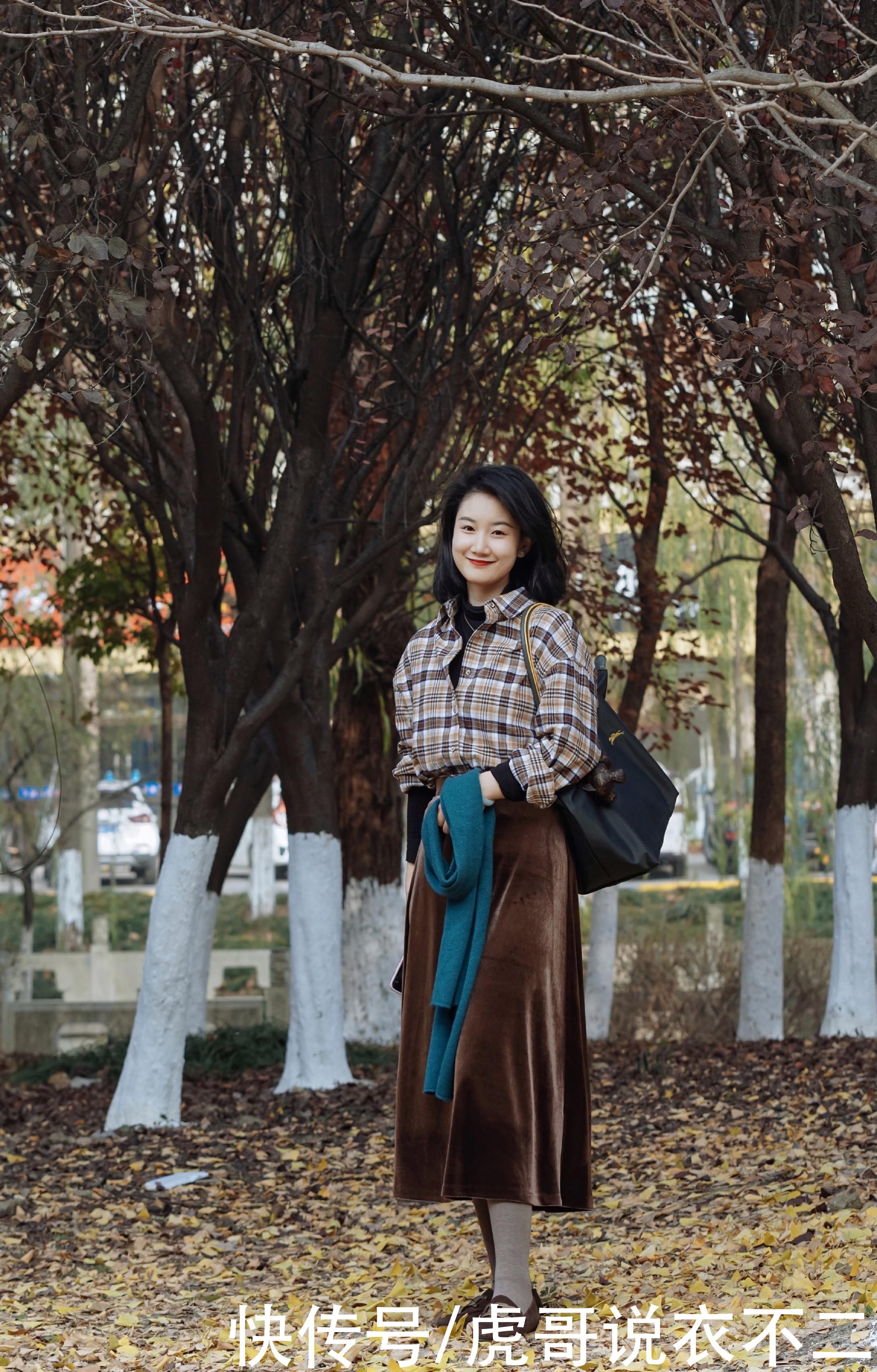 40岁女人穿搭要减龄更要大气，这几款优雅大方的穿搭，值得借鉴