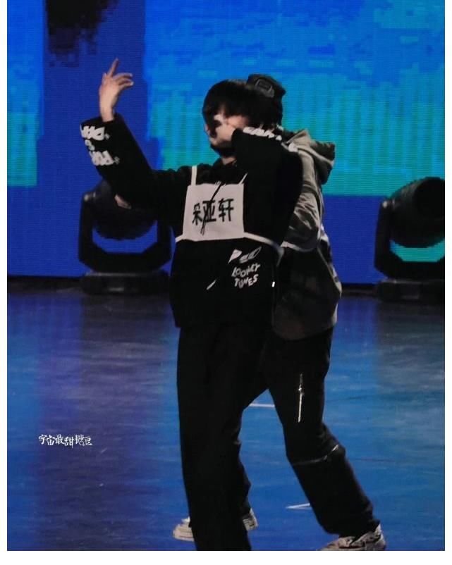 時(shí)代少年團(tuán)TMEA盛典彩排照