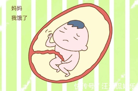 橙汁儿|子宫黑漆漆，胎儿会无聊吗这些“游戏”玩得可溜了