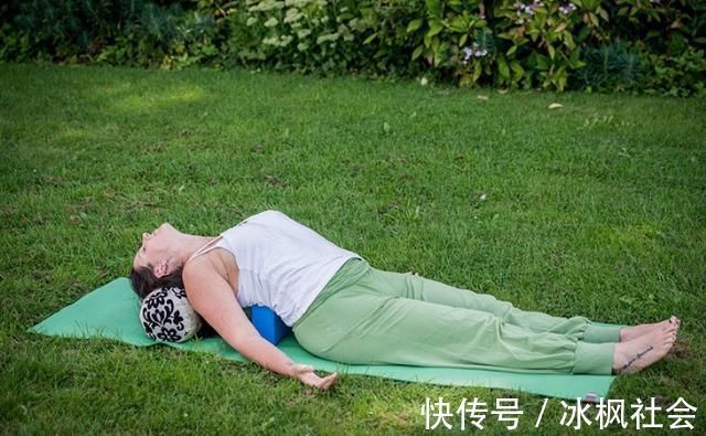 体式|学会这套阴瑜伽体式，助你舒缓身心提升气质，很适合女人练习