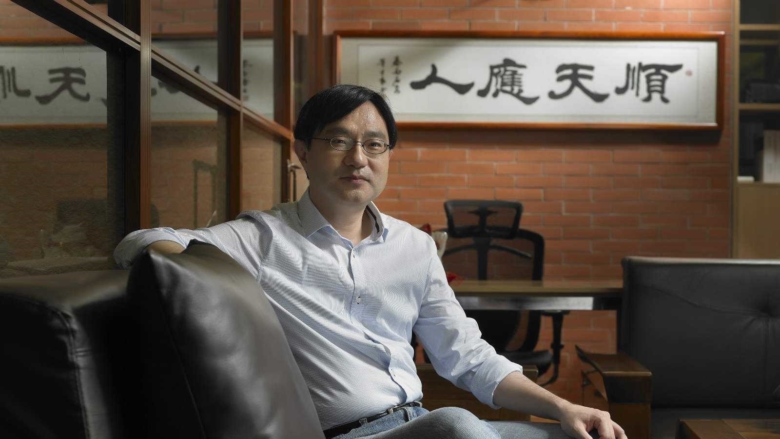 谢冠宏|曾帮富士康年赚百亿,却因一天假期被郭台铭开除,现创业年赚上亿