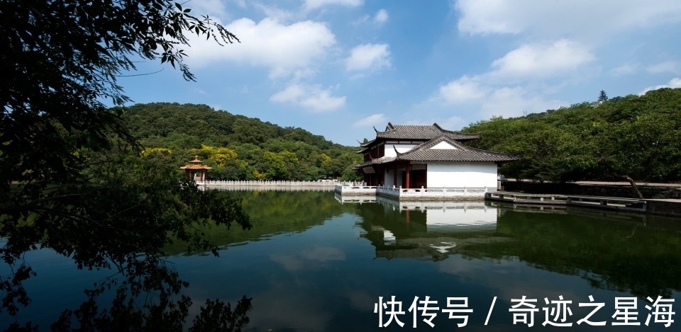 醉翁亭记@黄庭坚将《醉翁亭记》再创作,写成一首很高明的词,读来别开生面