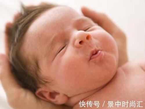 宝宝|新生儿睡觉时有这三个表现，说明睡觉不安稳，可能会影响宝宝发育