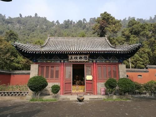 山西一座全国重点寺院，被评为AAAA级旅游景区