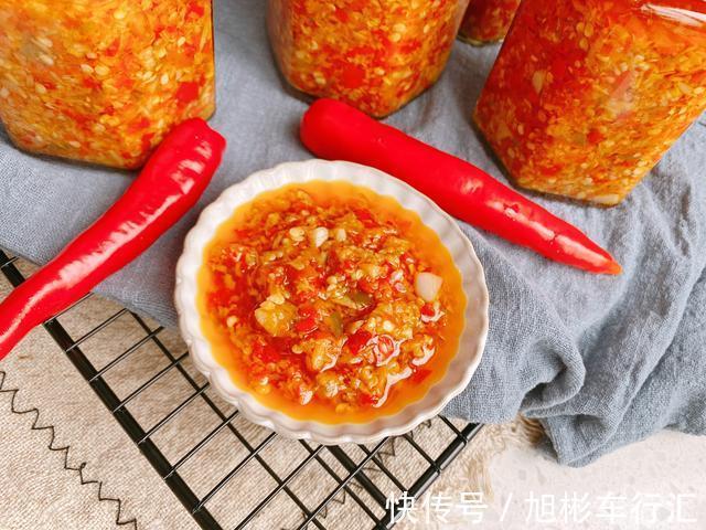 辣椒|自制蒜蓉辣椒酱,掌握3点,不长白花耐保存,蒜香浓郁拌啥都香