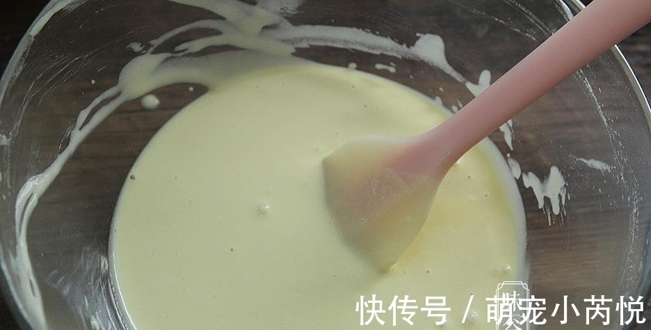 红薯片|红薯新吃法，加上面粉，酥香美味，一周吃3次也吃不腻，比零食香